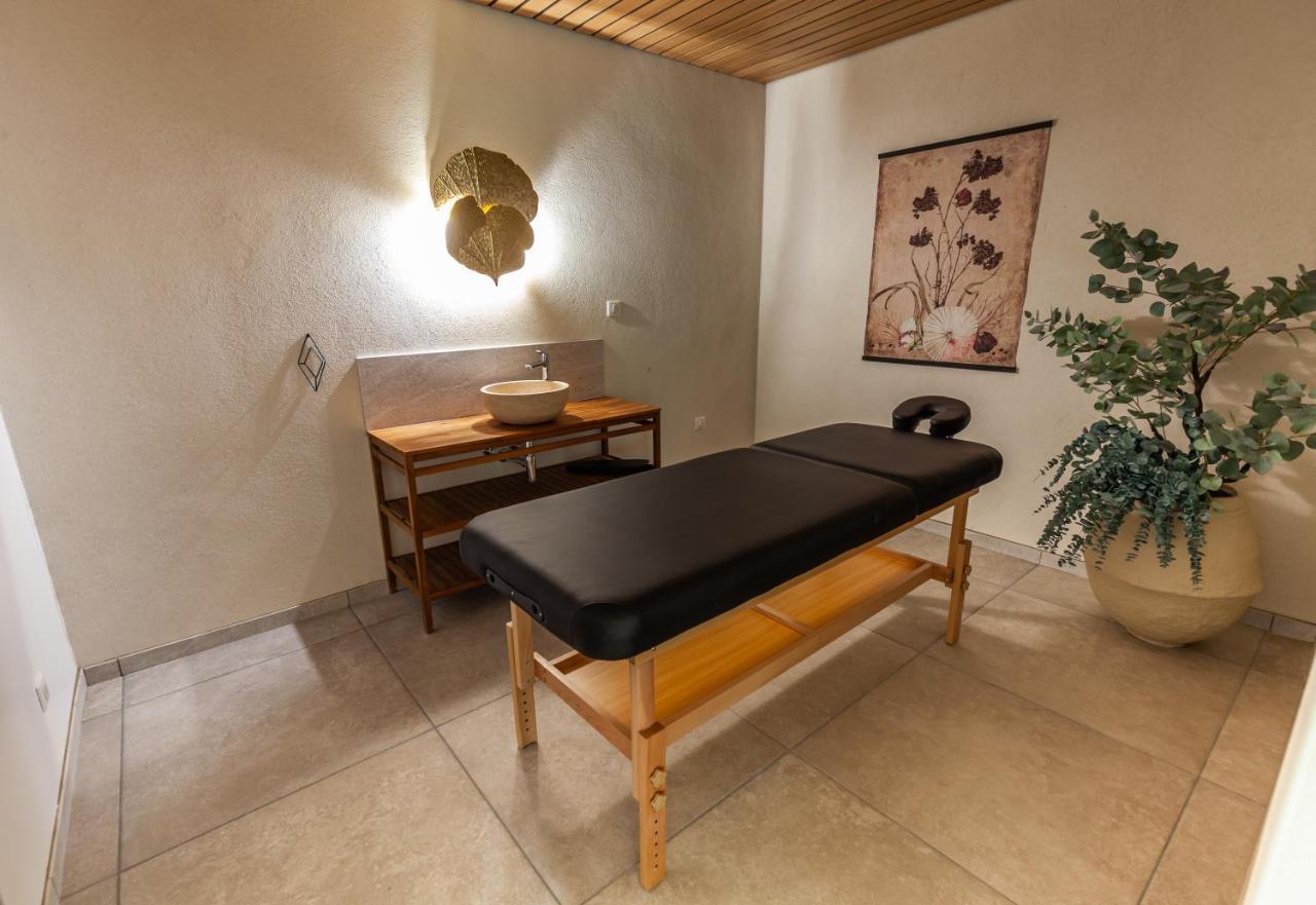 Hameau Des 40 Arpents Hotel Gergy Kültér fotó